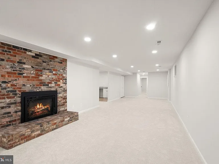 14863 Prestige Dr — Photo 5