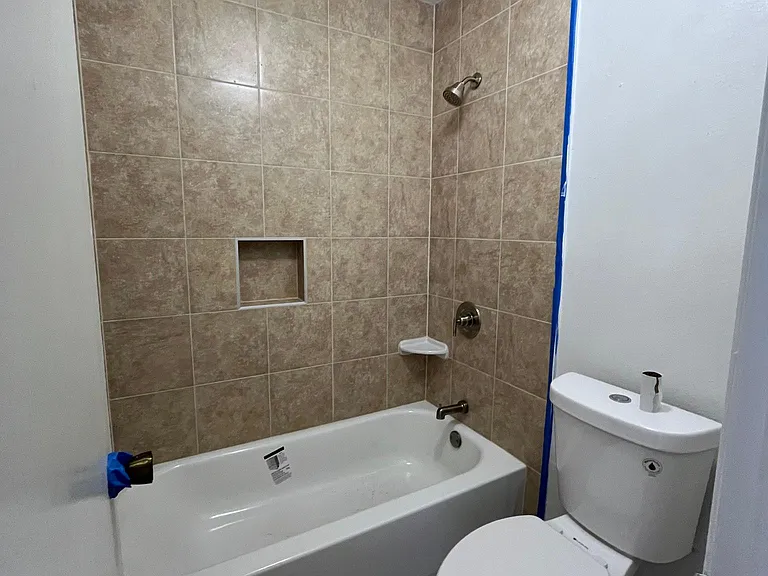 2920 Bradley Ct — Photo 8