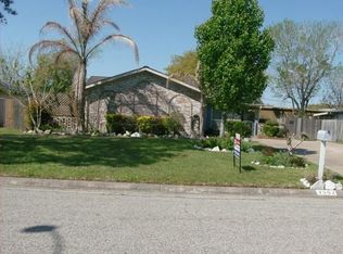 3502 Oxford Rd, Alvin, TX 77511