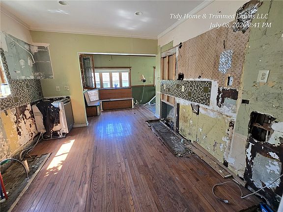 4th image of 401 Rensselaer Ave