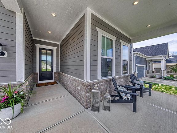 2nd image of 15818 Scher Dr
