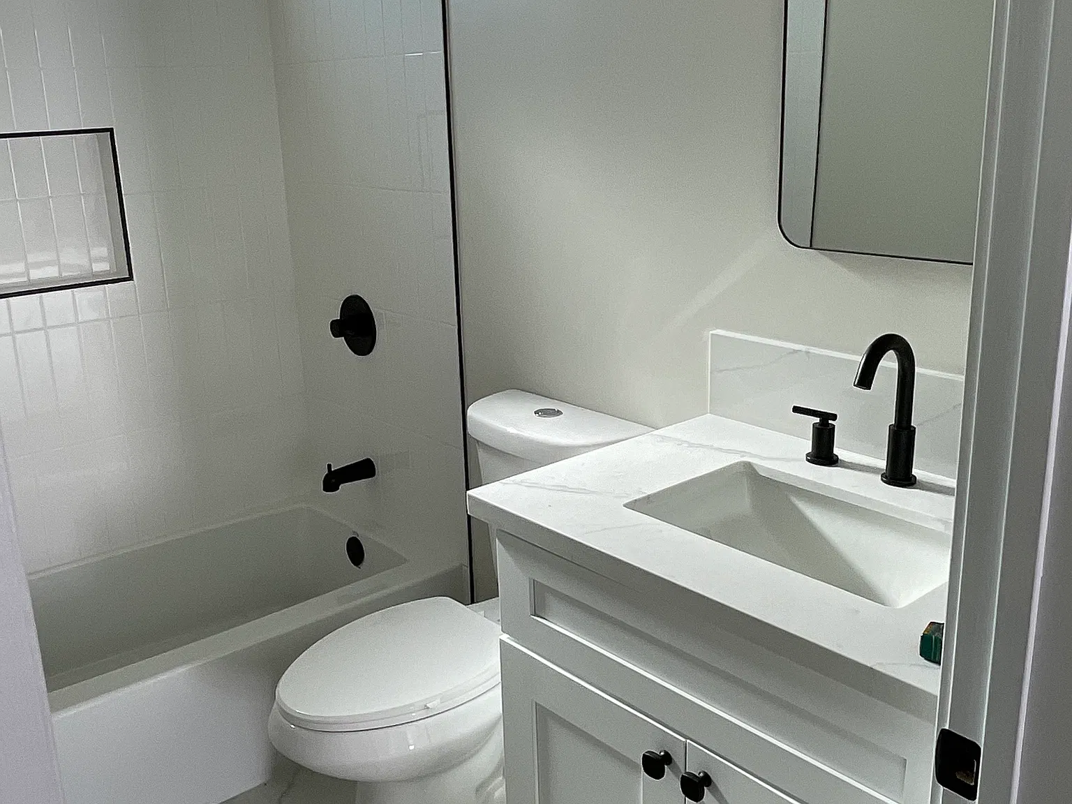 3 bed, 1440 sqft, $2,200 — Photo 4