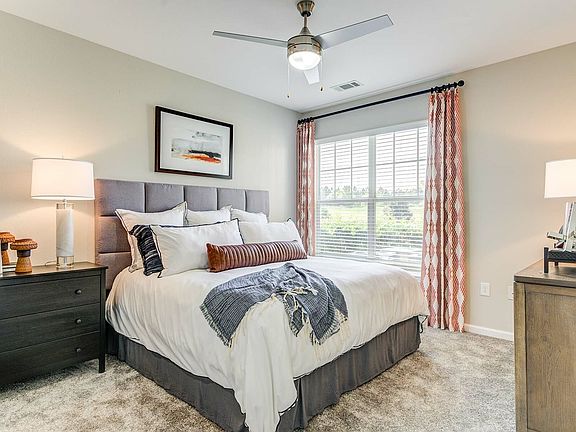4th image of 1150 Baxter Ln #1010-105