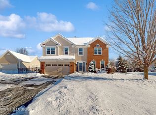 773 Providence Ln, Crystal Lake, IL 60012