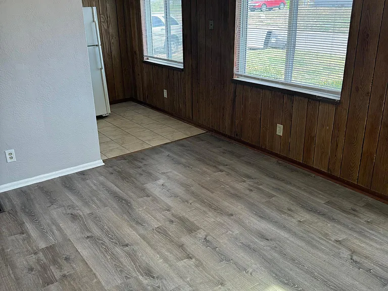 502 Maier Dr — Photo 4