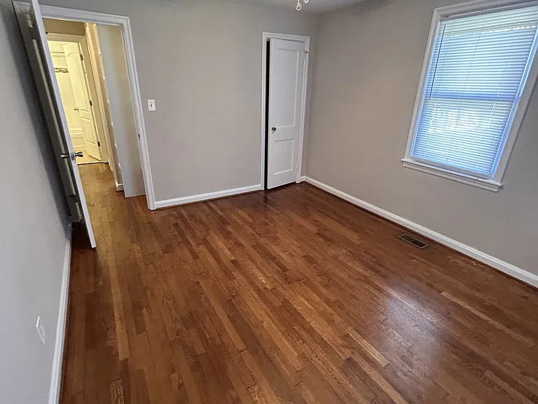 809 Paul St — Photo 18
