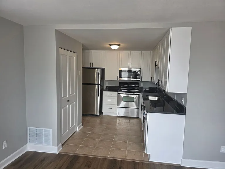 5630 Pershing Ave #40 — Photo 9