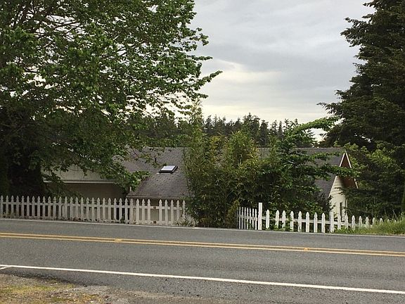 2nd image of 1273 S East Camano Dr