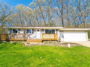 2050 Ardsley Dr, Ortonville, MI