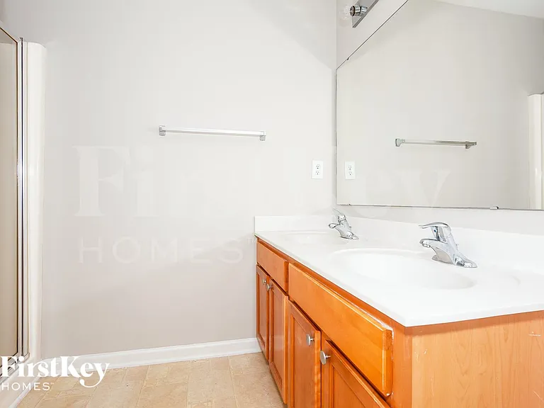 7411 Mary Jo Helms Dr — Photo 9