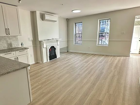 4th image of 1195 Saint Marks Ave #1