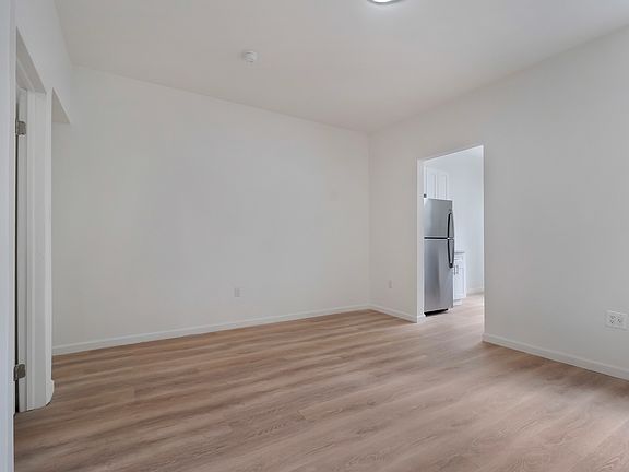 5th image of 272 Sackett St #3B