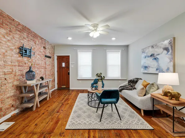 430 McClellan St, Philadelphia, PA 19148