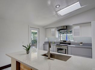 355 Nassau Rd, Costa Mesa, CA 92626