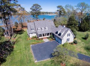 319 Poynt Landing Rd, Urbanna, VA 23175