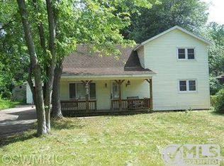2645 Macarthur Rd, Muskegon, MI 49442