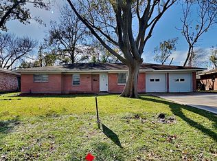 409 Pamela Dr, Baytown, TX 77521