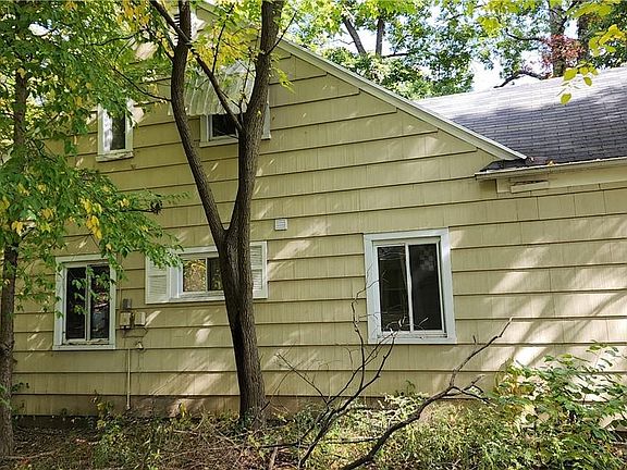 2nd image of 2922 Copland Blvd