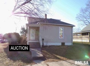 808 E 9th St, Muscatine, IA 52761