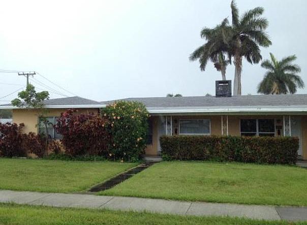 1st image of 120 SE 2nd Ave