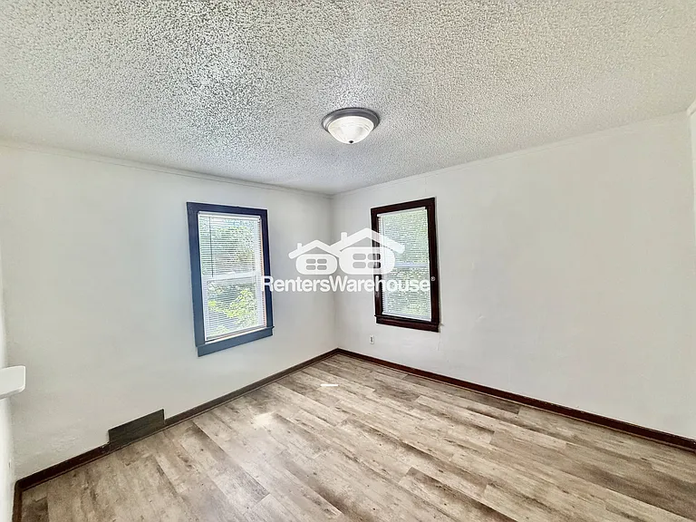 1816 Francis Ave #2 — Photo 12