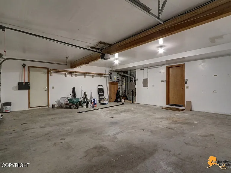 8501 Mentra St — Photo 18