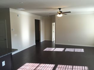 100 Farm Valley Dr, Canton, GA 30115