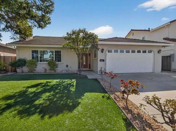 18870 Barnhart Ave, Cupertino, CA 95014