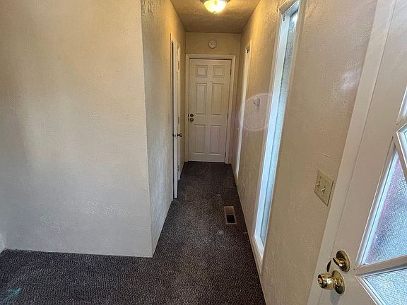 4th image of 277 N Laurel St