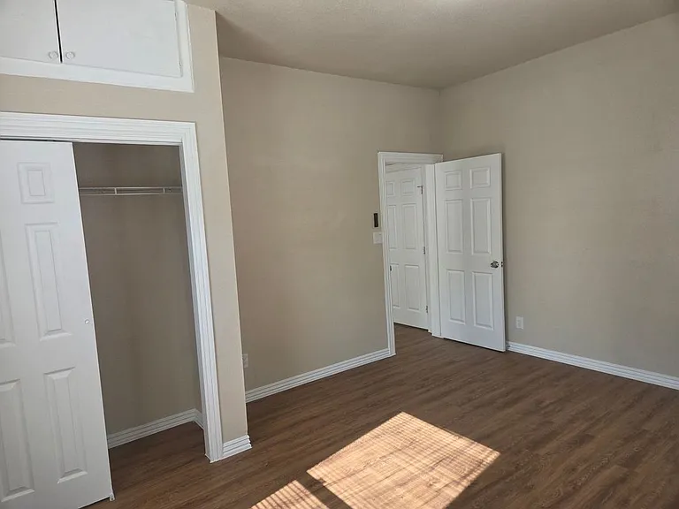 219 Princeton Ave — Photo 17