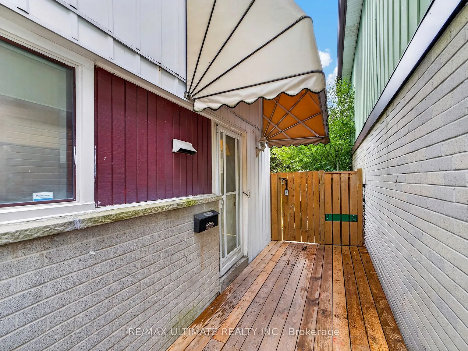 4 bed, $2,600 — Photo 4