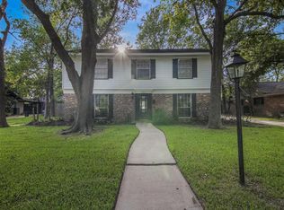 18510 Point Lookout Dr, Houston, TX 77058