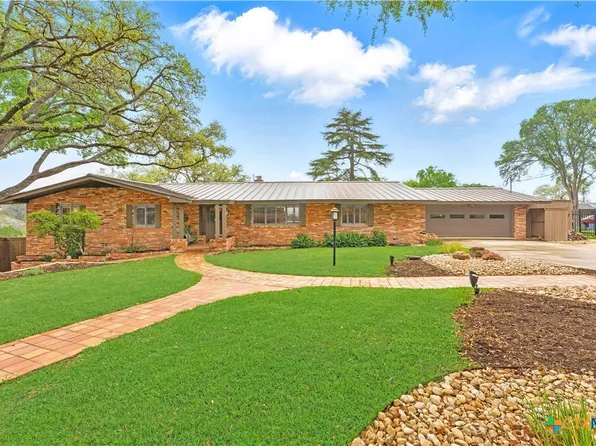 838 Oak Ln, New Braunfels, TX 78130
