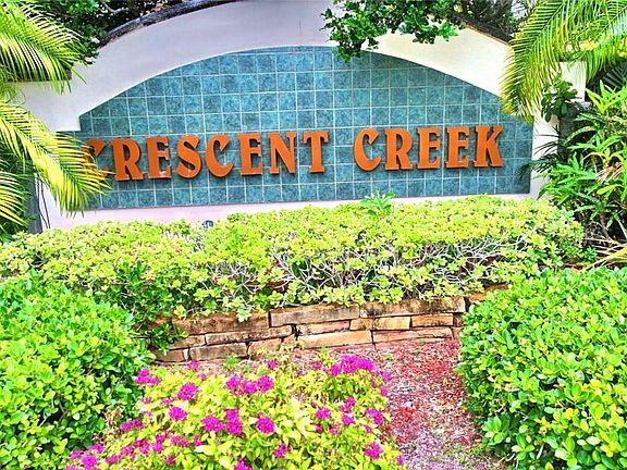 2nd image of 3923 S Crescent Creek Drive