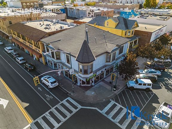 2nd image of 441 Virginia St #12