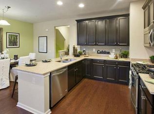 132 Waypoint Dr #132, Eatontown, NJ 07724