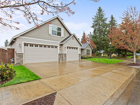 3rd image of 14800 NE 97th Cir