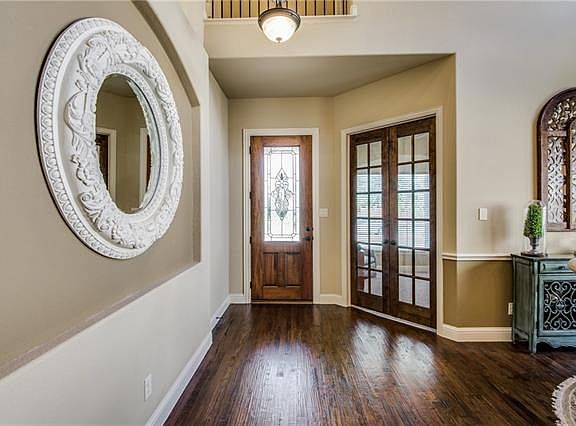 3rd image of 1221 Reese Way