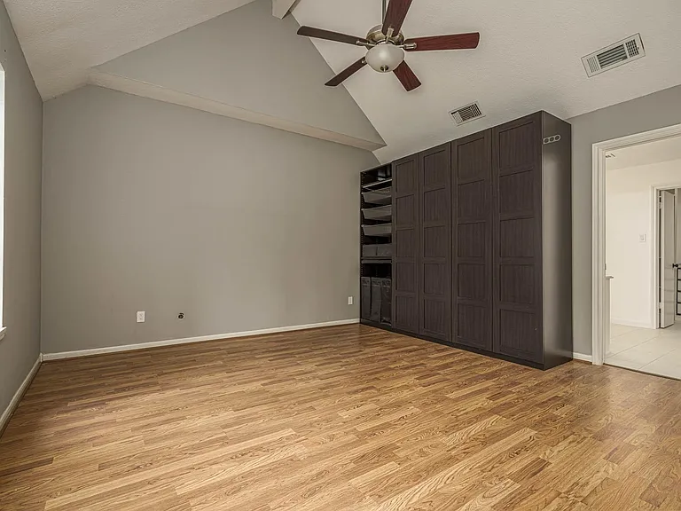 2287 Woodland Springs St — Photo 11