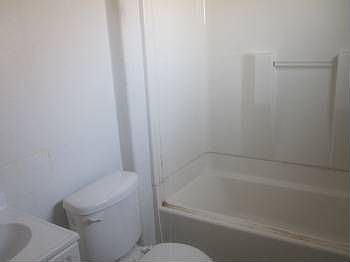 3rd image of 1906 Fernwood Dr