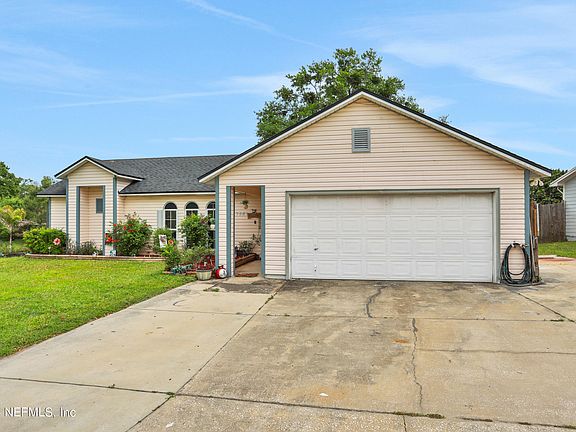 3rd image of 7551 DOVER CLIFF Drive N