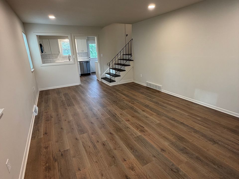 1st image of 11510 W 56th St