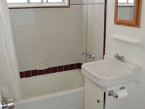 5th image of 326 Hermosa Ave #C