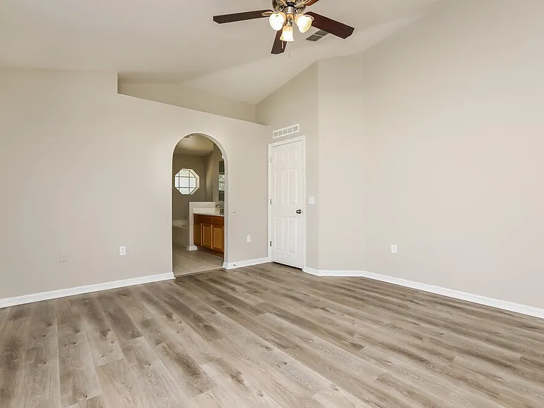 333 Lake Shepard Dr — Photo 9