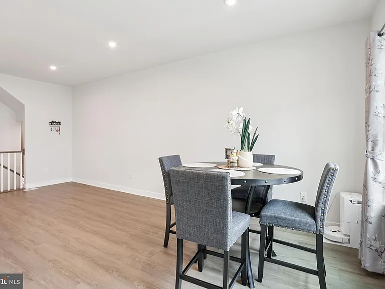 47 Rosemary Way — Photo 13