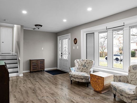 5th image of 27 Rustic Cres
