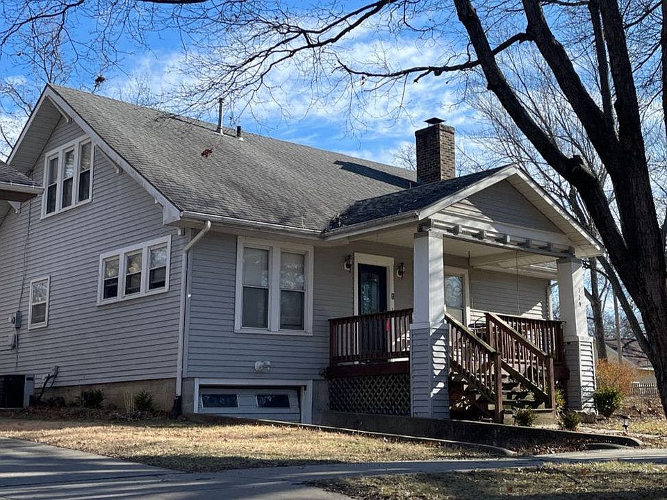 329 S Willow St, Ottawa, KS 66067 Zillow