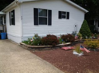 32 Douglas Dr, Jackson, NJ 08527