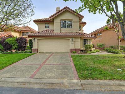 140 Marble Canyon Dr, Folsom, CA, 95630