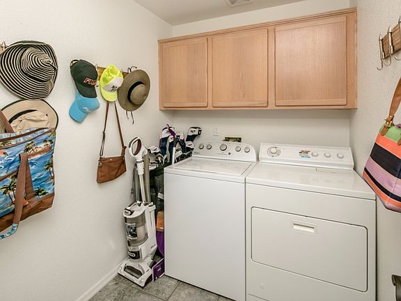 5th image of 2422 Souchak Dr